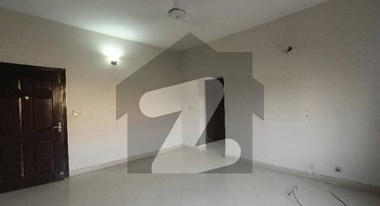 Askari 10 - Sector S House Sized 15 Marla For Rent
