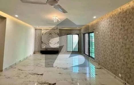 10 Marla Flat For Sale In