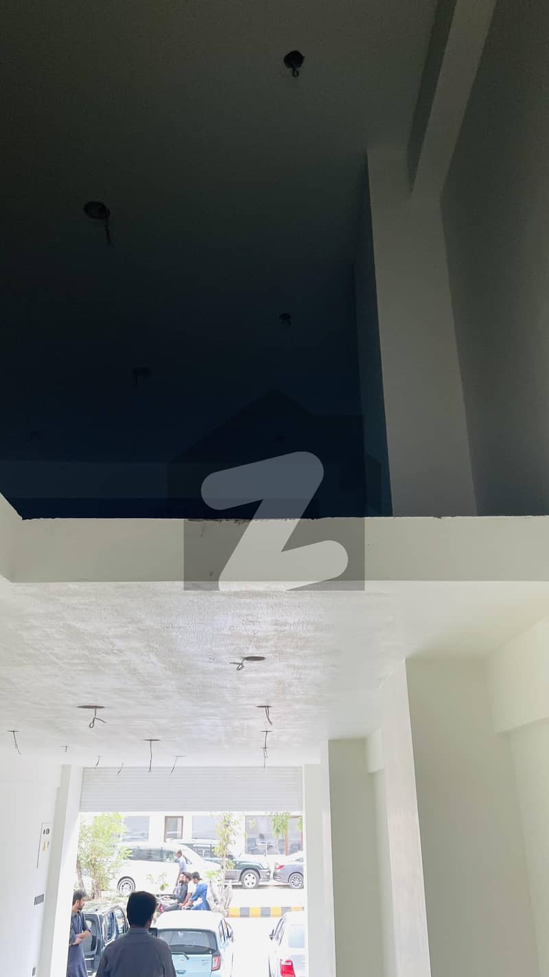 Showroom Available For Sale Showroom Available For Sale