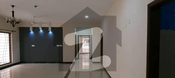 Buy your ideal Prime Location 3000 Square Feet Flat in a prime location of Karachi