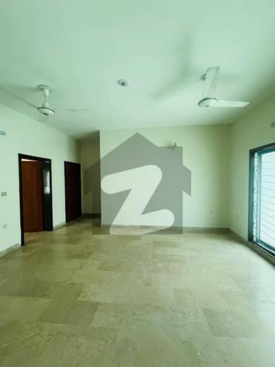 Corner, 350 Sq Yds Bungalow For Urgent Sale In AFOHS Falcon Complex, New Malir