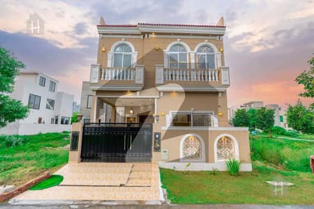 ڈی ایچ اے 9 ٹاؤن ڈیفنس (ڈی ایچ اے),لاہور میں 3 کمروں کا 5 مرلہ مکان 2.0 کروڑ میں برائے فروخت۔ ڈی ایچ اے 9 ٹاؤن ڈیفنس (ڈی ایچ اے),لاہور میں 3 کمروں کا 5 مرلہ مکان 2.0 کروڑ میں برائے فروخت۔