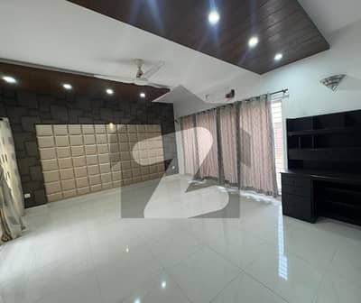 1 Kanal Modern House For Rent DHA Phase 4
