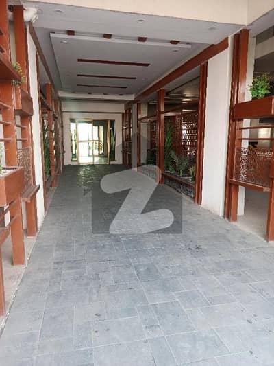 عسکری 11 - سیکٹر ڈی عسکری 11,عسکری,لاہور میں 4 کمروں کا 13 مرلہ فلیٹ 4.85 کروڑ میں برائے فروخت۔ عسکری 11 - سیکٹر ڈی عسکری 11,عسکری,لاہور میں 4 کمروں کا 13 مرلہ فلیٹ 4.85 کروڑ میں برائے فروخت۔