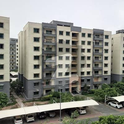 10 MARLA 3 BEDROOM APARTMENT AVAILABLE FOR SALE