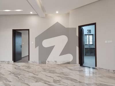 10 -Marla Luxury Apartment for sale in Askari 11 Lahore