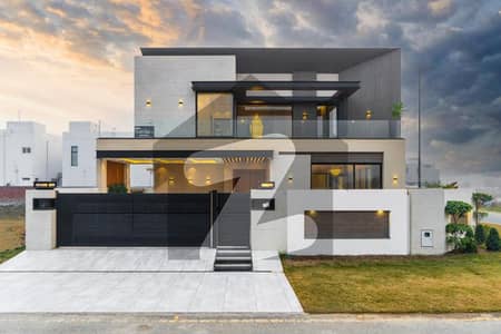 1 Kanal Modern House Opps Side of Dolman Mall in DHA Phase 8 Block X