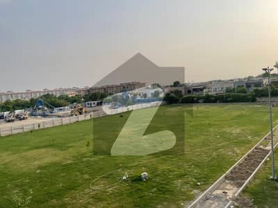 Facing park brand new with 1 year warranty 3 bedrooms flat available for rent with all utilities Facing park brand new with 1 year warranty 3 bedrooms flat available for rent with all utilities