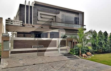 01 Kanal Slightly Used Ultra Modern Designer Owner Build Bungalow For Sale At Prime Location Of DHA Phase 6, Near To Park Masjid & Commercial Market 01 Kanal Slightly Used Ultra Modern Designer Owner Build Bungalow For Sale At Prime Location Of DHA Phase 6, Near To Park Masjid & Commercial Market