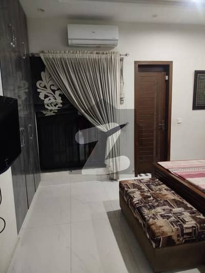 بحریہ ٹاؤن سیکٹر B بحریہ ٹاؤن,لاہور میں 5 کمروں کا 10 مرلہ مکان 4.0 کروڑ میں برائے فروخت۔ بحریہ ٹاؤن سیکٹر B بحریہ ٹاؤن,لاہور میں 5 کمروں کا 10 مرلہ مکان 4.0 کروڑ میں برائے فروخت۔