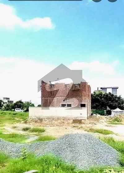 10.5 Marla Plot 70ft Road Superb Location