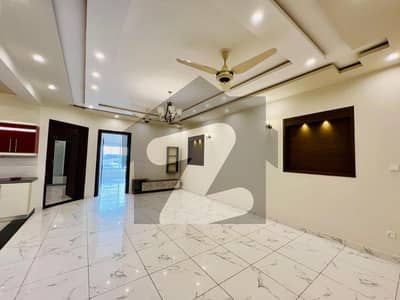 بحریہ ٹاؤن فیز 2 بحریہ ٹاؤن راولپنڈی,راولپنڈی میں 5 کمروں کا 10 مرلہ مکان 4.85 کروڑ میں برائے فروخت۔ بحریہ ٹاؤن فیز 2 بحریہ ٹاؤن راولپنڈی,راولپنڈی میں 5 کمروں کا 10 مرلہ مکان 4.85 کروڑ میں برائے فروخت۔