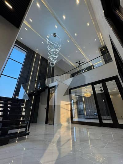 ڈی ایچ اے فیز 7 - بلاک یو فیز 7,ڈیفنس (ڈی ایچ اے),لاہور میں 5 کمروں کا 1 کنال مکان 11.0 کروڑ میں برائے فروخت۔ ڈی ایچ اے فیز 7 - بلاک یو فیز 7,ڈیفنس (ڈی ایچ اے),لاہور میں 5 کمروں کا 1 کنال مکان 11.0 کروڑ میں برائے فروخت۔