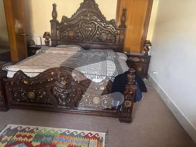 آئی ۔ 8 اسلام آباد میں 3 کمروں کا 1 کنال زیریں پورشن 1.5 لاکھ میں کرایہ پر دستیاب ہے۔