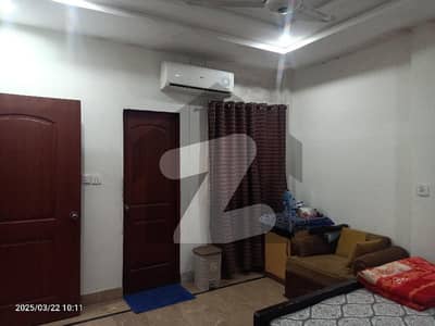 واپڈا ٹاؤن فیز 2 واپڈا ٹاؤن,ملتان میں 3 کمروں کا 5 مرلہ بالائی پورشن 53.0 ہزار میں کرایہ پر دستیاب ہے۔