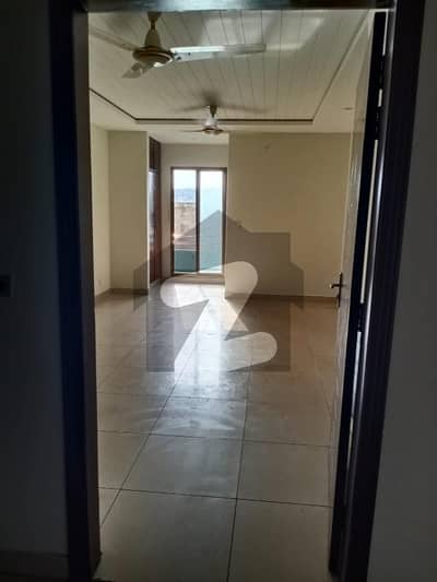 Studio Apartment SALE Prime Location Studio Apartment SALE Prime Location