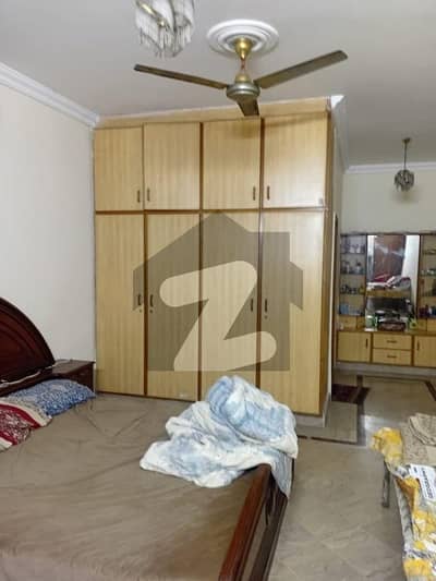 12 marla upper portion for rent