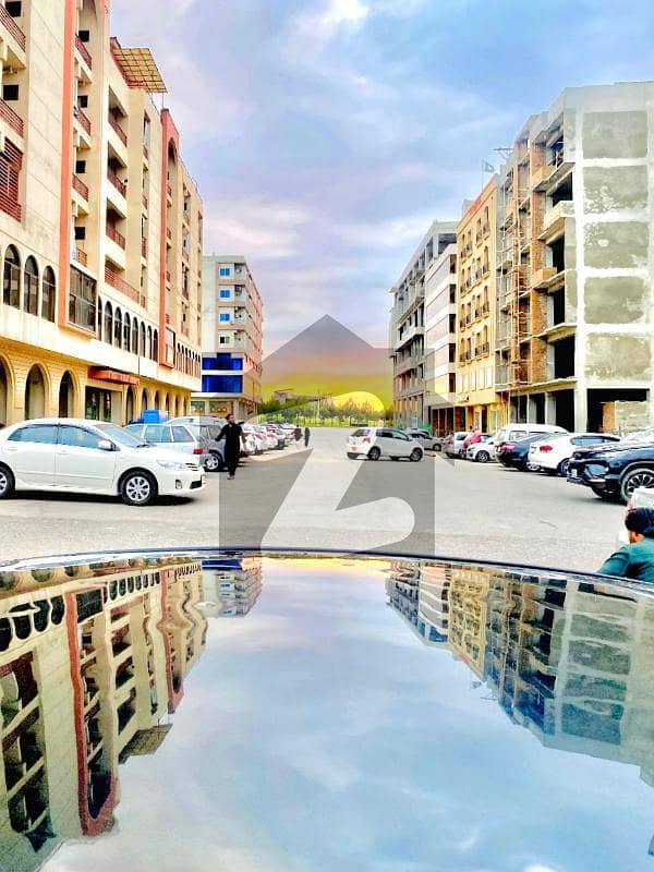 Brand-New Building Office Space 7500 Square Feet Areas Brand-New Building Office Space 7500 Square Feet Areas