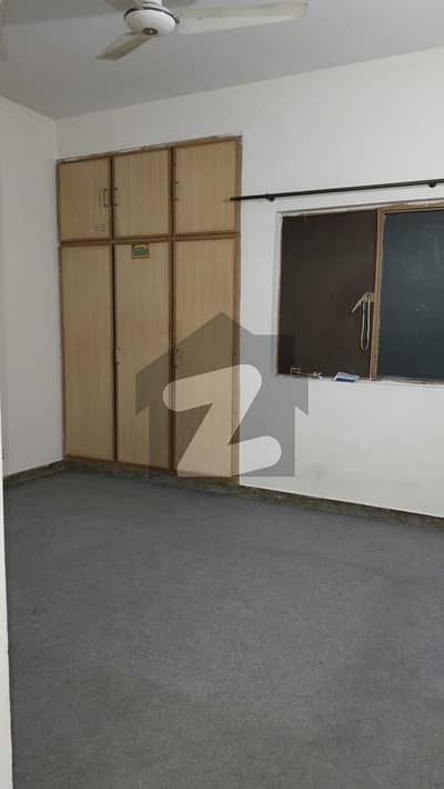 BEAUTIFUL FLAT 940 SQFT FOR RENT G-11 ISLAMABAD BEAUTIFUL FLAT 940 SQFT FOR RENT G-11 ISLAMABAD