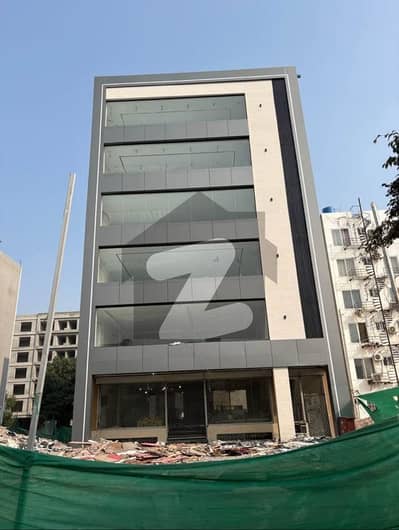 بحریہ ٹاؤن سیکٹر ای بحریہ ٹاؤن,لاہور میں 5 مرلہ دفتر 2.25 لاکھ میں کرایہ پر دستیاب ہے۔