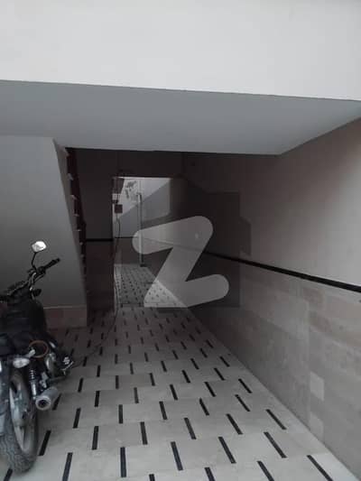 گلستانِ جوہر کراچی میں 3 کمروں کا 10 مرلہ زیریں پورشن 68.0 ہزار میں کرایہ پر دستیاب ہے۔