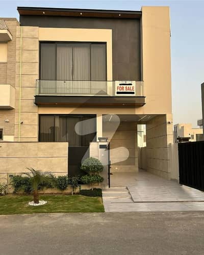 Brand New 5 Marla Modern Luxury House For Sale Prime Location In DHA