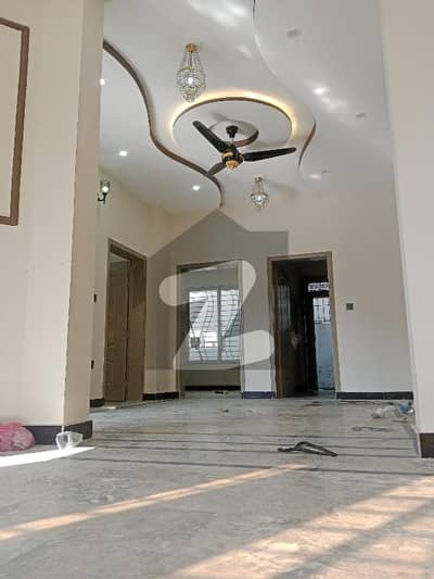 i-14 ground portion available for rent