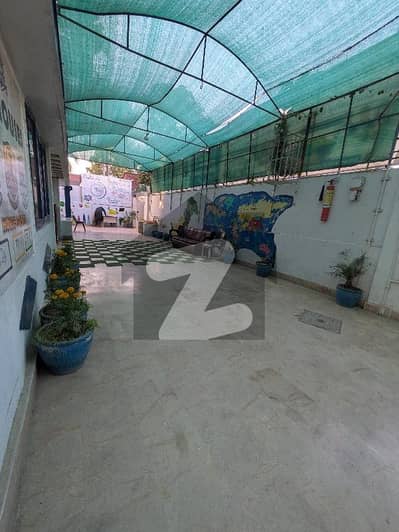 نارتھ ناظم آباد ۔ بلاک ڈی نارتھ ناظم آباد,کراچی میں 1 کنال عمارت 18.0 کروڑ میں برائے فروخت۔