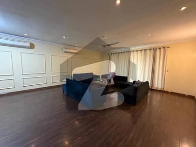 ایف ۔ 7 اسلام آباد میں 9 کمروں کا 3 مرلہ مکان 16.0 لاکھ میں کرایہ پر دستیاب ہے۔