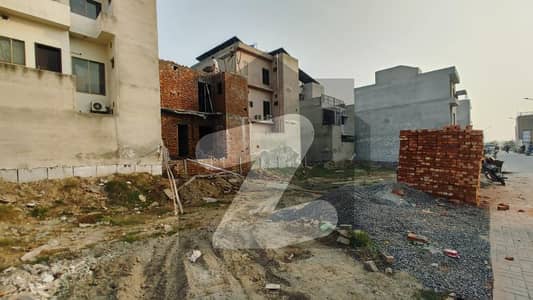 اتحاد ٹاؤن فیز ١ اتحاد ٹاؤن,رائیونڈ روڈ,لاہور میں 5 مرلہ رہائشی پلاٹ 1.35 کروڑ میں برائے فروخت۔ اتحاد ٹاؤن فیز ١ اتحاد ٹاؤن,رائیونڈ روڈ,لاہور میں 5 مرلہ رہائشی پلاٹ 1.35 کروڑ میں برائے فروخت۔