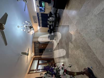 LUXURY AT ITS FINEST EXCLUSIVE 500 YARDS BUNGALOW GROUND PORTION FOR RENT IN DHA PHASE 5