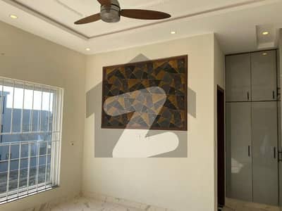 Top City 1 10 Marla Upper Available For Rent