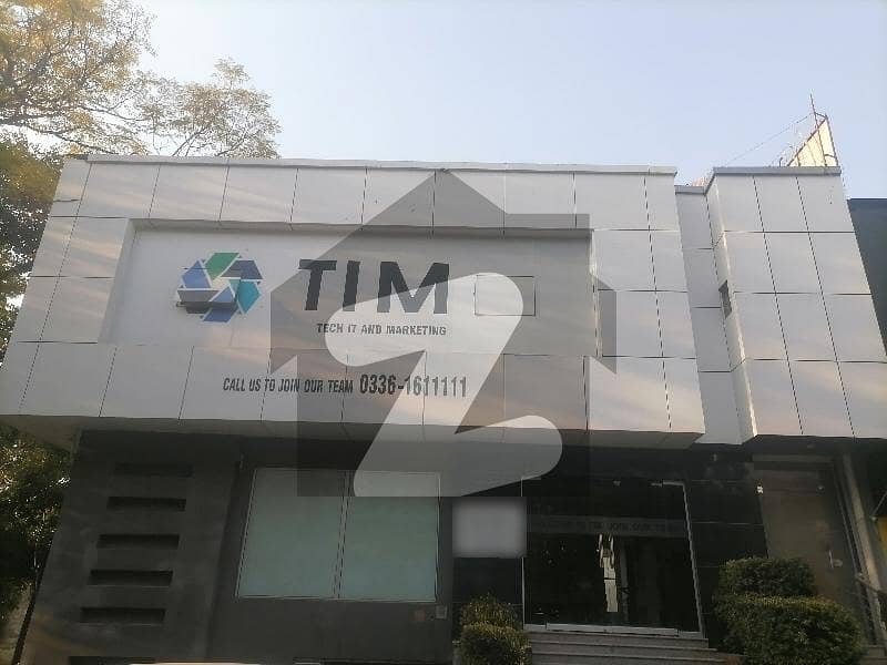 10 Marla Building Ideally Situated In G-9/3 10 Marla Building Ideally Situated In G-9/3