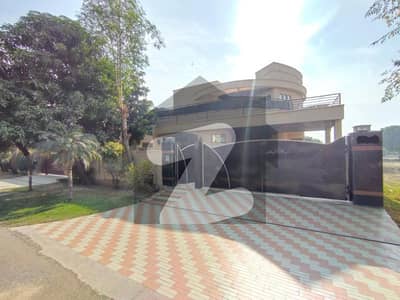 ڈی ایچ اے فیز 5 - بلاک ای فیز 5,ڈیفنس (ڈی ایچ اے),لاہور میں 5 کمروں کا 1 کنال مکان 2.75 لاکھ میں کرایہ پر دستیاب ہے۔ ڈی ایچ اے فیز 5 - بلاک ای فیز 5,ڈیفنس (ڈی ایچ اے),لاہور میں 5 کمروں کا 1 کنال مکان 2.75 لاکھ میں کرایہ پر دستیاب ہے۔