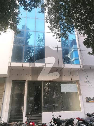 Defence Main Khyabane Nishaat near main Ittehad, Ittehad Commercial 100 yards New Building very easy access to main road Defence Main Khyabane Nishaat near main Ittehad, Ittehad Commercial 100 yards New Building very easy access to main road