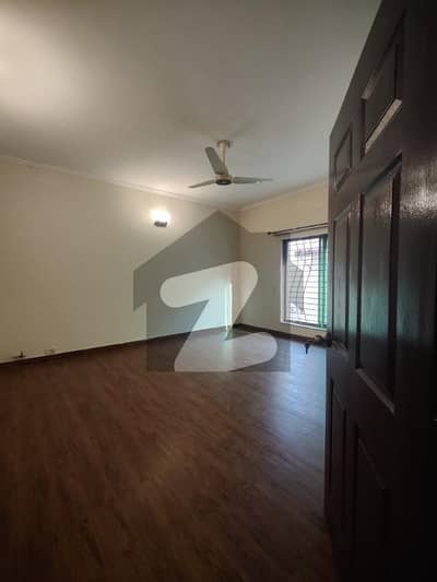 10 Marla 4 Bed House For Rent In Askari 10