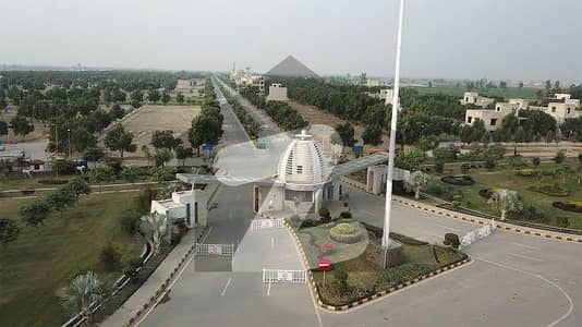 بحریہ ایجوکیشن اینڈ میڈیکل سٹی بلاک سی بحریہ ایجوکیشن اینڈ میڈیکل سٹی,لاہور میں 10 مرلہ رہائشی پلاٹ 45.0 لاکھ میں برائے فروخت۔