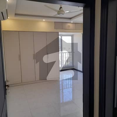 For Commercial Office 2 Bedroom 800 Sq. Ft. Flat On Rent (Unfurnished)