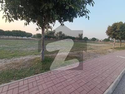 One Kanal Plot Near Park G1-Block One Kanal Plot Near Park G1-Block