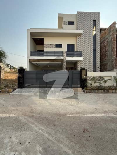 Modern Spacious House for Sale in Bani Gala, Islamabad Ready to Move