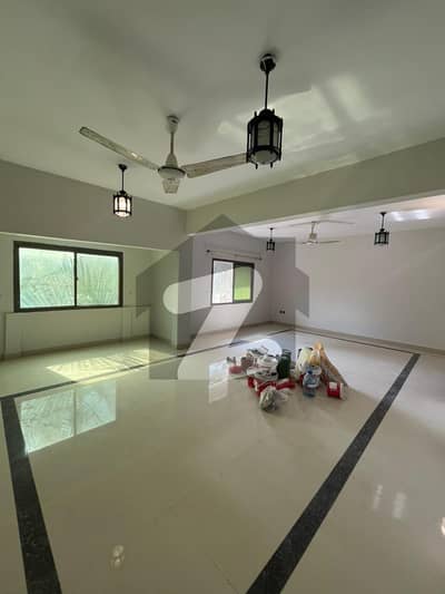 FIRST FLOOR RENOVATED SEAVIEW APARTMENT FOR RENT