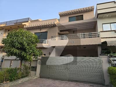 جی ۔ 13/1 جی ۔ 13,اسلام آباد میں 6 کمروں کا 10 مرلہ مکان 7.75 کروڑ میں برائے فروخت۔