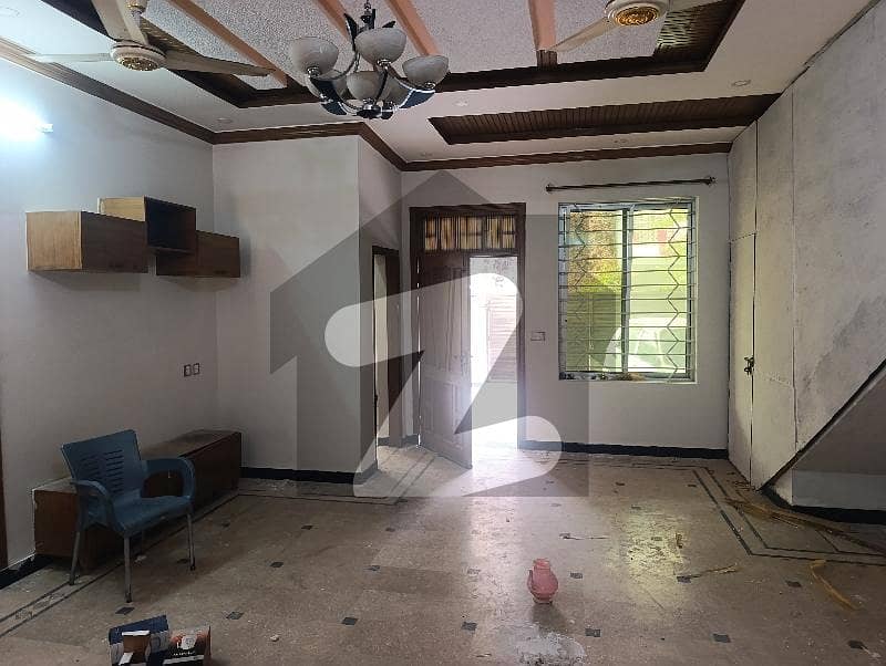 سوان گارڈن اسلام آباد میں 3 کمروں کا 10 مرلہ زیریں پورشن 55.0 ہزار میں کرایہ پر دستیاب ہے۔ سوان گارڈن اسلام آباد میں 3 کمروں کا 10 مرلہ زیریں پورشن 55.0 ہزار میں کرایہ پر دستیاب ہے۔