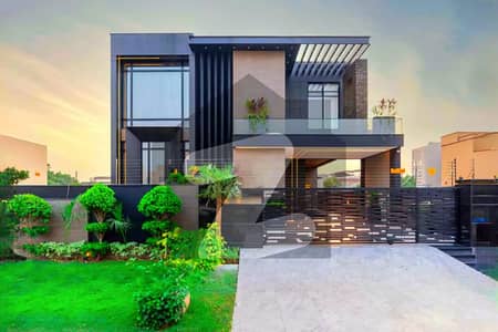 ڈی ایچ اے فیز 7 ڈیفنس (ڈی ایچ اے),لاہور میں 6 کمروں کا 1 کنال مکان 7.5 کروڑ میں برائے فروخت۔