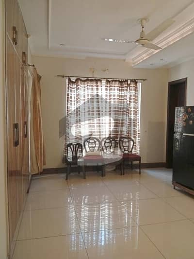 1kanal Upper portion is Available for Rent in DHA phase 4 block AA Lahore cantt