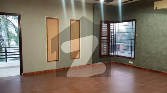 ڈی ایچ اے فیز 6 ڈی ایچ اے ڈیفینس,کراچی میں 5 کمروں کا 1 کنال مکان 5.25 لاکھ میں کرایہ پر دستیاب ہے۔