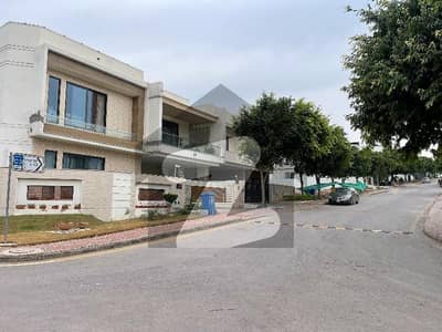 10Marla ideal location solid land plot with stunning hills view & reasonable price 10Marla ideal location solid land plot with stunning hills view & reasonable price