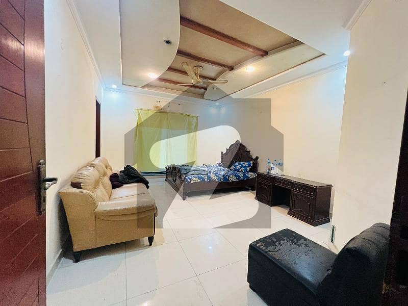 1KANAL UPPER PORTION FURNISHED DHA PHASE 3 1KANAL UPPER PORTION FURNISHED DHA PHASE 3
