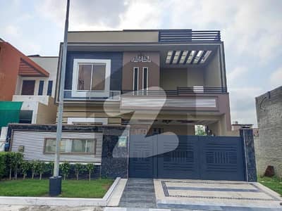 On Excellent Location House Of 10 Marla Available For sale In DC Colony - Mehran Block On Excellent Location House Of 10 Marla Available For sale In DC Colony - Mehran Block