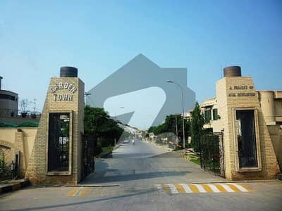 Facing Park Residential Plot 20 Marla For sale In Garden Town Phase 3 - Block F
